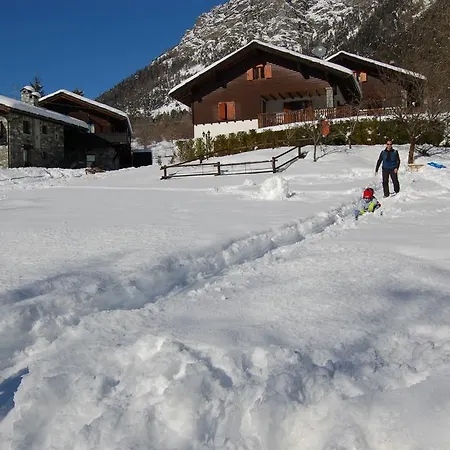 Aparthotel Foyer D'antan Brusson