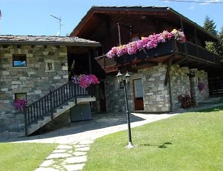 Foyer D'antan Appart hôtel Brusson