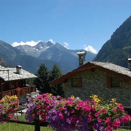 Aparthotel Foyer D'antan 3*