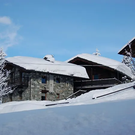 Foyer D'antan Aparthotel Brusson
