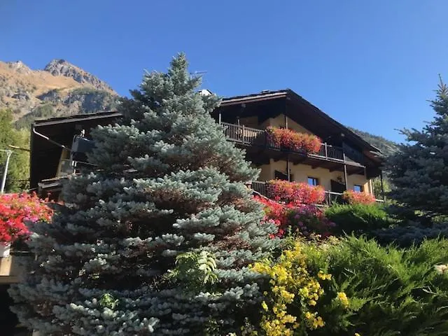 Foyer D'antan Aparthotel Brusson
